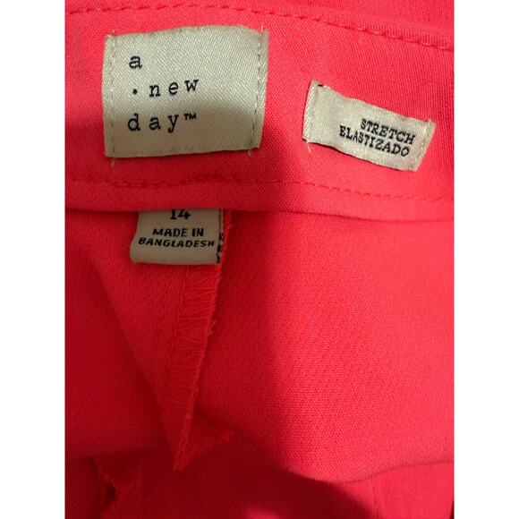 A New Day Stretch Bright Pink Chino Shorts - Size 14 - Picture 2 of 6